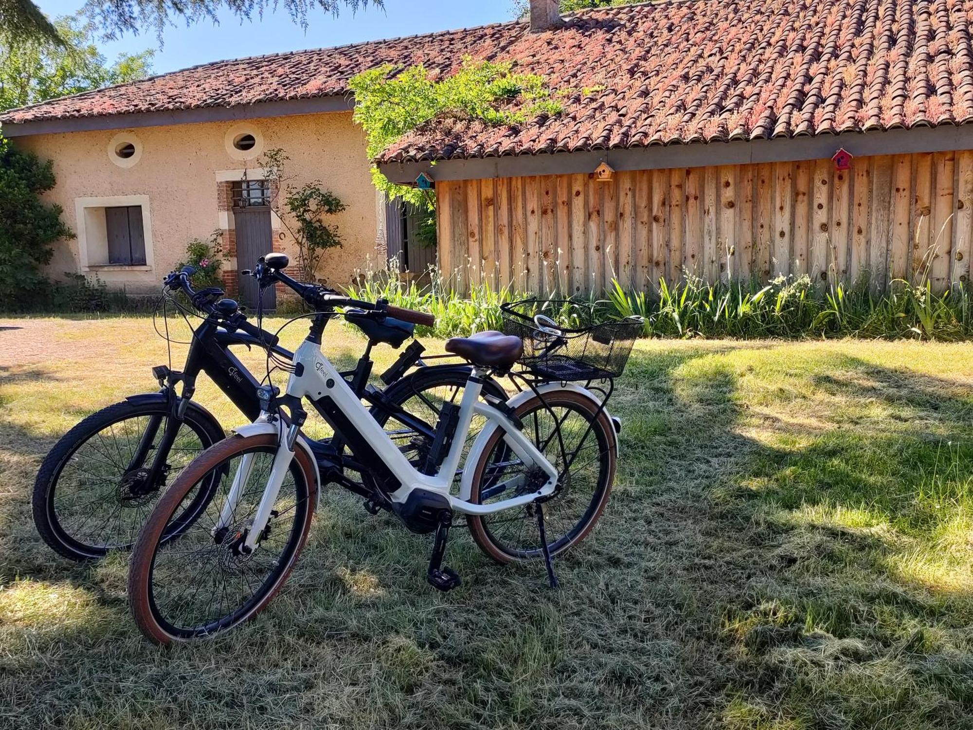 L' Embellie Sur Lot Bed & Breakfast Sainte-Livrade-sur-Lot Екстериор снимка